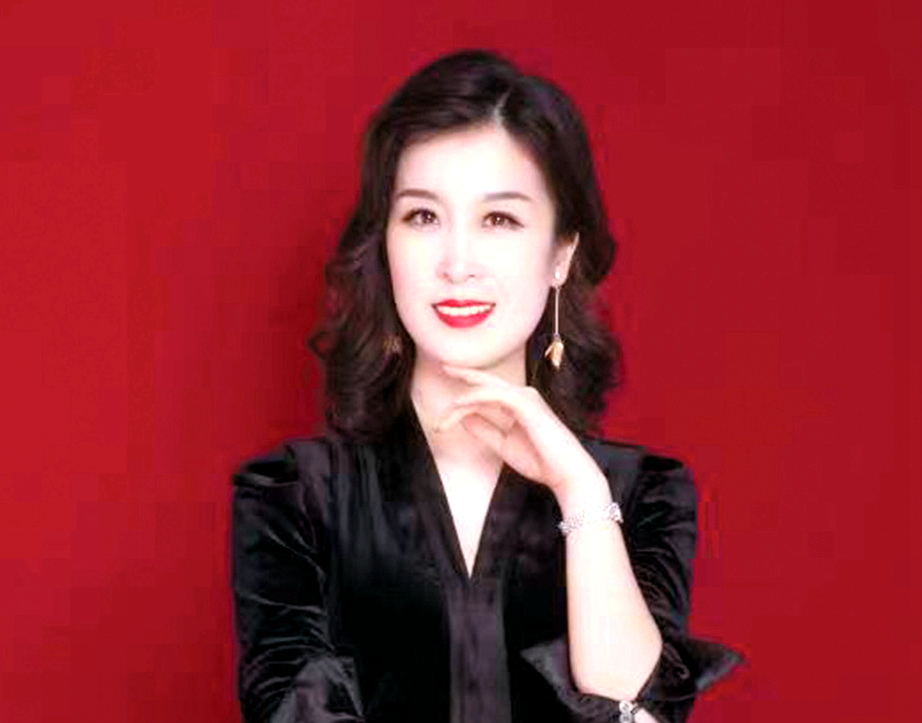 画笔和讲台：做启发式的教育者——记东南大学首届杰出教学奖获得者、马克思主义学院副教授杨洋